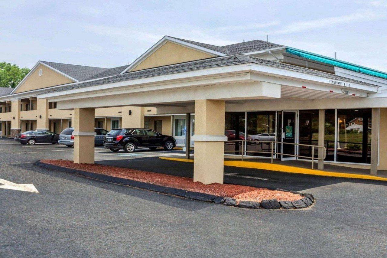 Quality Inn Waterbury Buitenkant foto