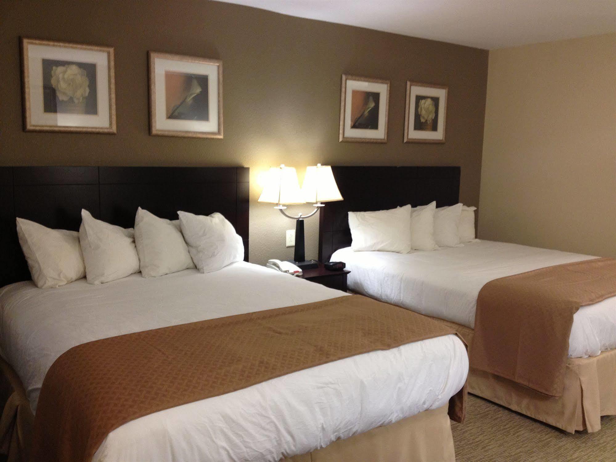 Quality Inn Waterbury Buitenkant foto